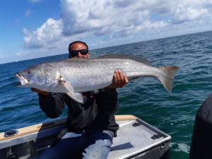 Christophe Lhamas Lalule - Moniteur Guide de pêche La Rochelle - Apprendre à pêcher à la Rochelle